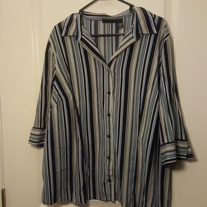 1x 18/20 Blue stripped button down top